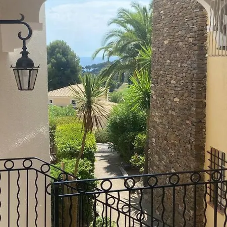 St Raphael, Cap Esterel, Allee Des Fleurs, T2 Vue Mer, Golf, Clim, 5 Piscines, Jardin Apartment *