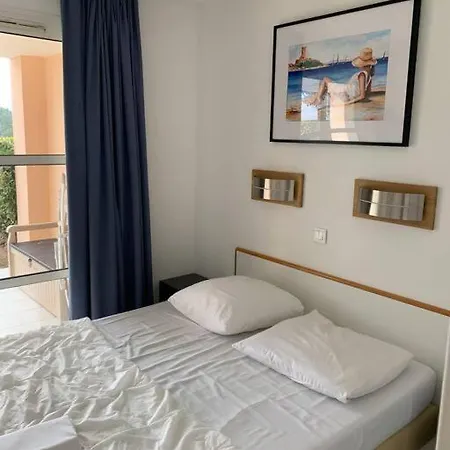 St Raphael, Cap Esterel, Allee Des Fleurs, T2 Vue Mer, Golf, Clim, 5 Piscines, Jardin *